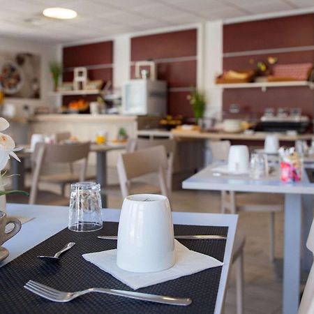 Comfort Aparthotel Cannes Mandelieu エクステリア 写真