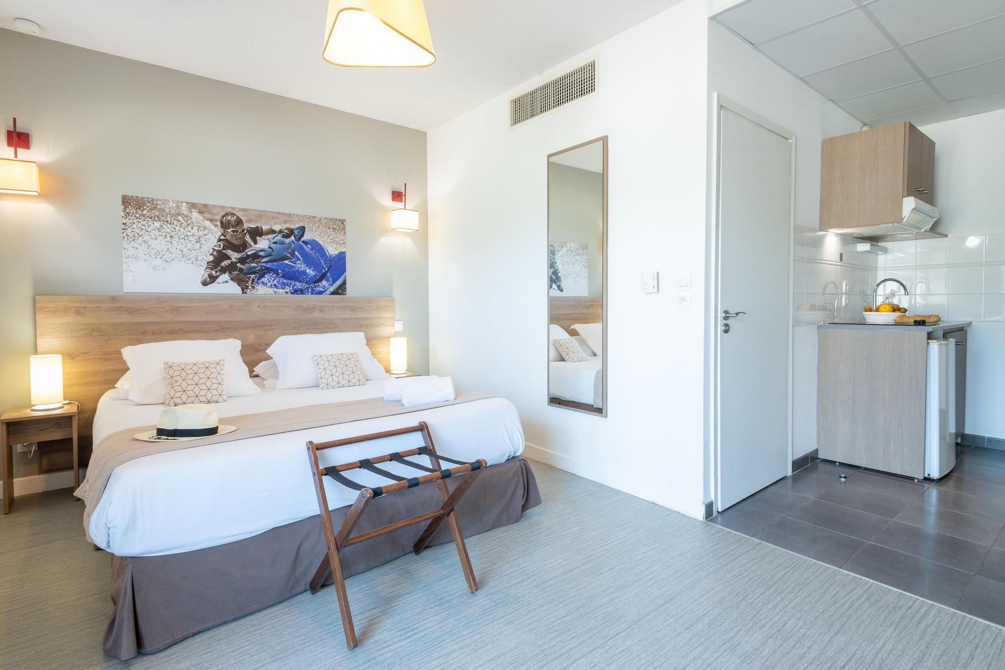 Comfort Aparthotel Cannes Mandelieu エクステリア 写真