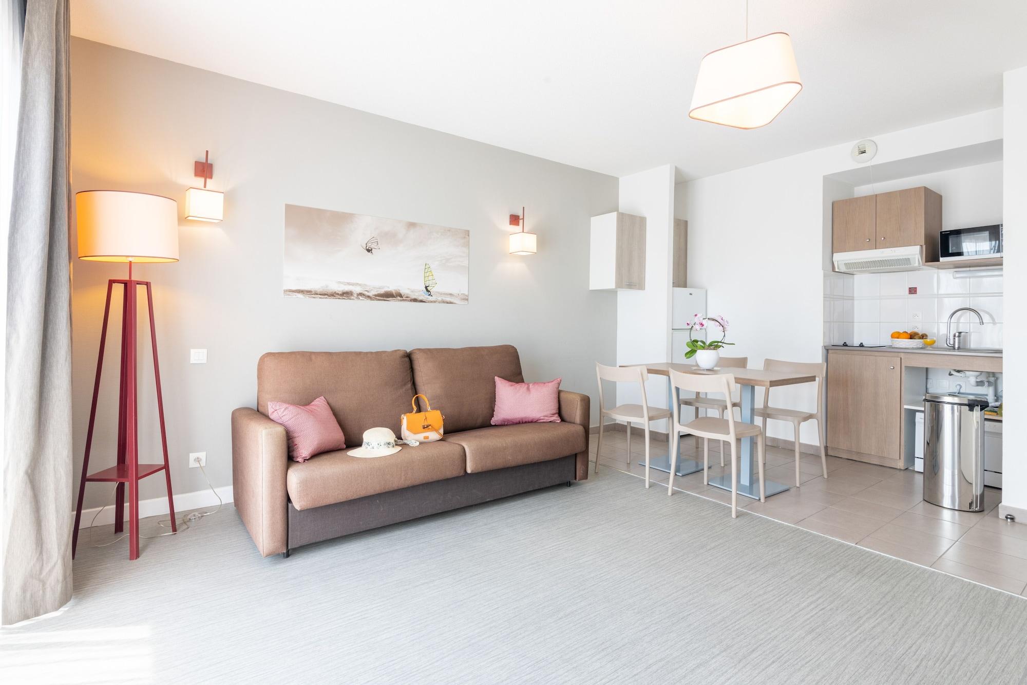 Comfort Aparthotel Cannes Mandelieu エクステリア 写真