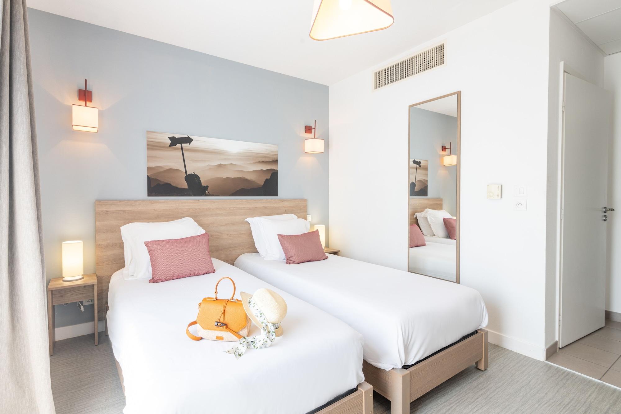 Comfort Aparthotel Cannes Mandelieu エクステリア 写真