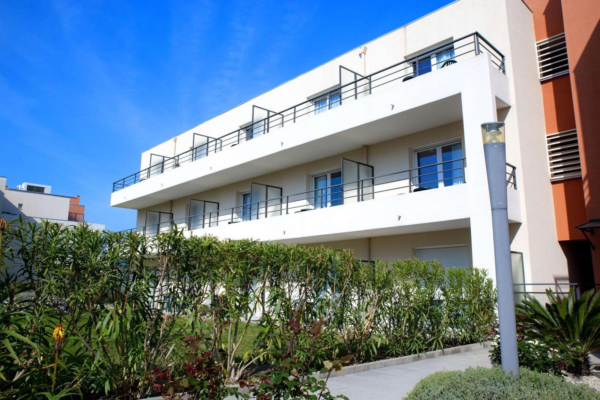 Comfort Aparthotel Cannes Mandelieu エクステリア 写真
